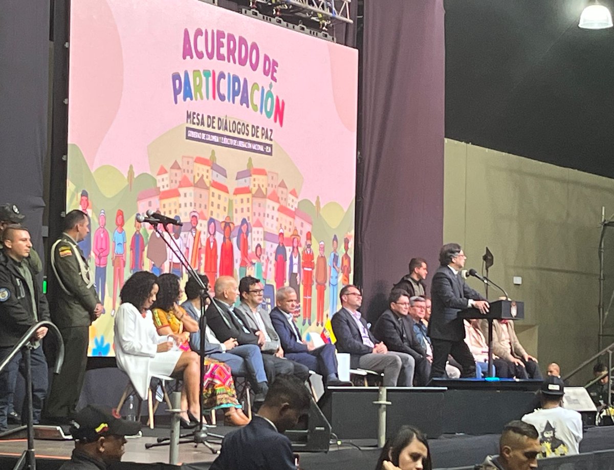 SuizaColombia's tweet photo. Hoy desde Bogotá 🇨🇴 el GPAAC (🇩🇪 🇪🇸 🇸🇪 y🇨🇭) saluda la entrada en vigor del Cese al Fuego Bilateral, Nacional y Temporal, y la inauguración del Comité Nacional de Participación. Felicitamos por estos avances concretos y reiteramos nuestro apoyo.
#ConstrucciónDePaz
#MesaDeDiálogos https://t.co/OtVixWMAPH