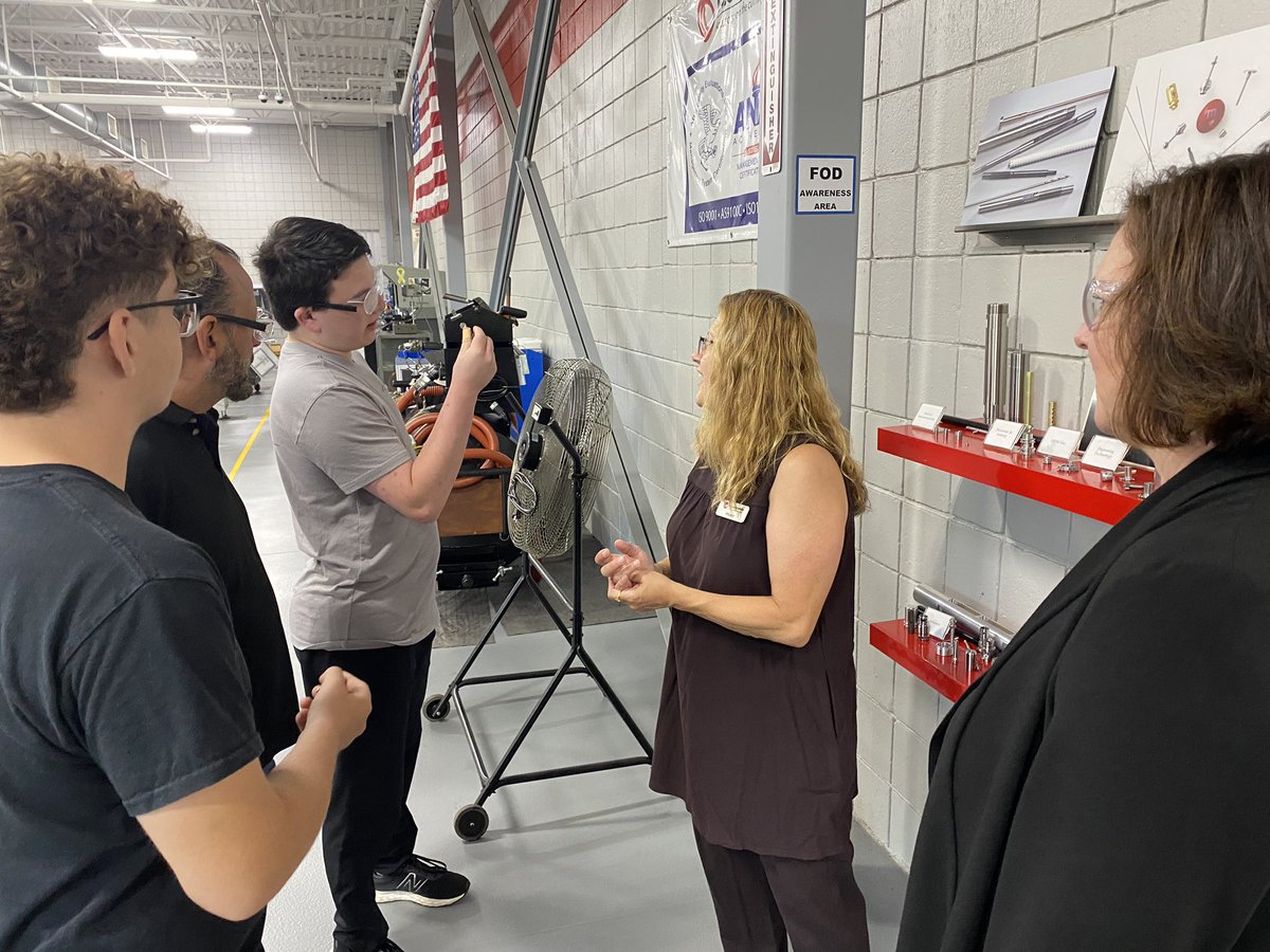 AccuRounds's tweet photo. Honored to host a group of #uniquelyabled students for a tour. Their passion and curiosity lit up the place! It was incredible to see their enthusiasm and engagement. We love that The Uniquely Abled Project is making room for everyone to shine! #futureisbright #advmfg https://t.co/kEEoTmxaQD