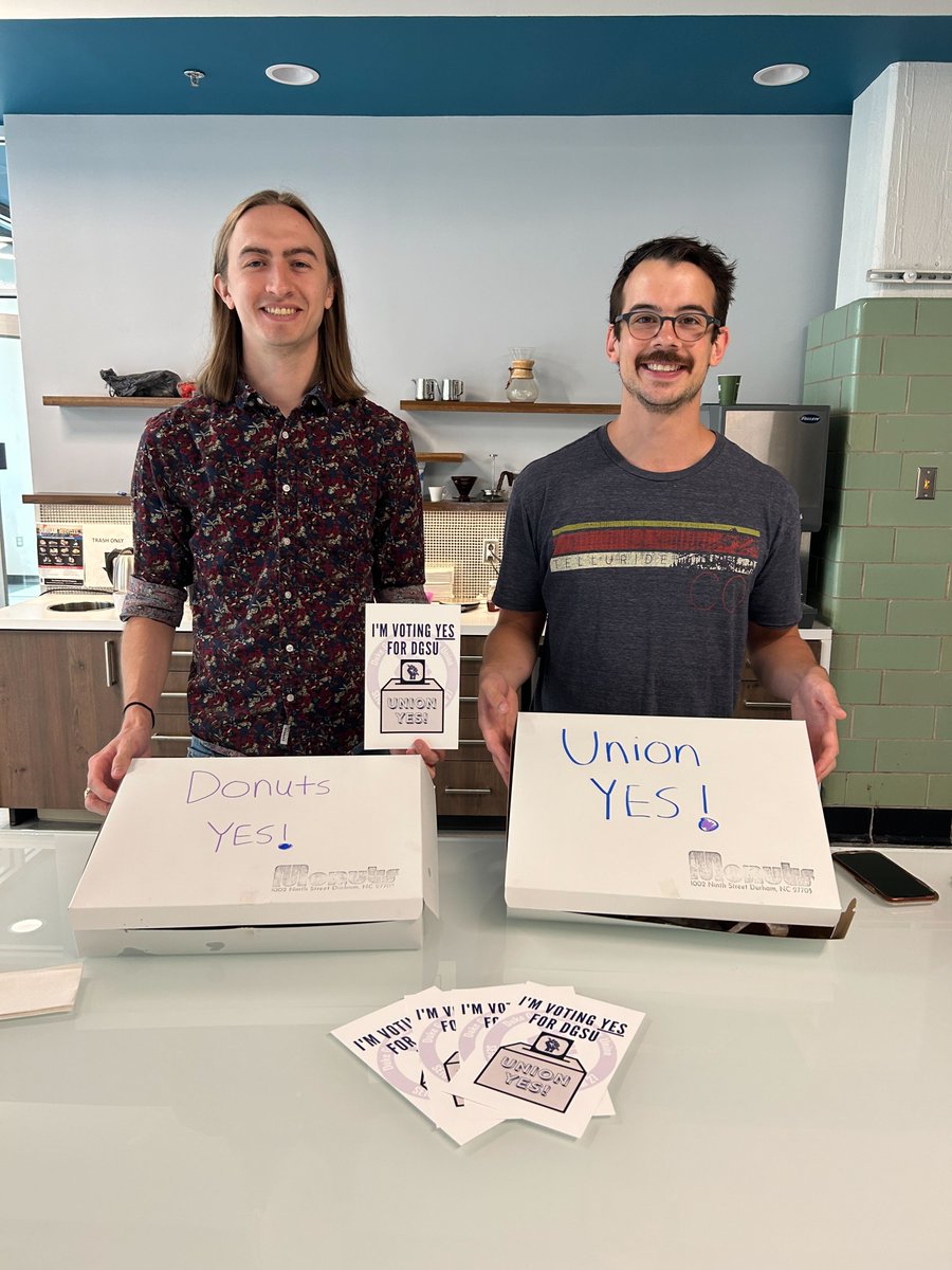 dukegradunion's tweet photo. #unionyes #DGSUyes https://t.co/WlbB7u460K