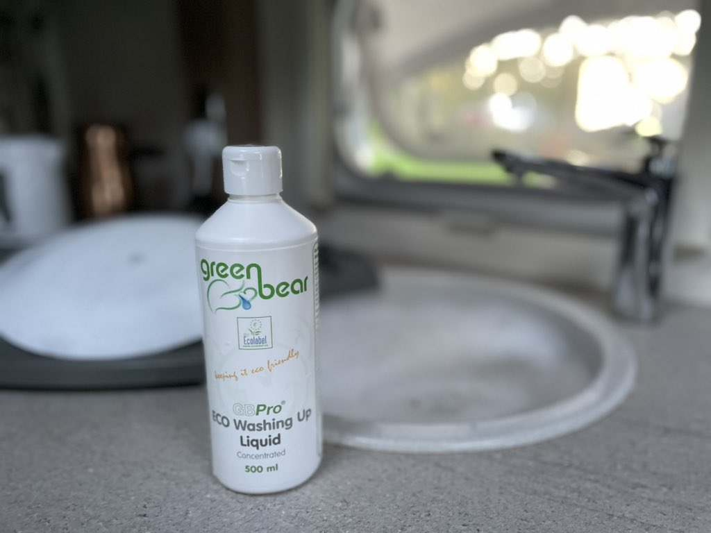 jamesdenmead's tweet photo. Washing up the eco way thanks to @GreenBearUK 
Looking after the environment making a sustainable difference with @candmclub @Media_CAMC https://t.co/qf9qzhYXEh