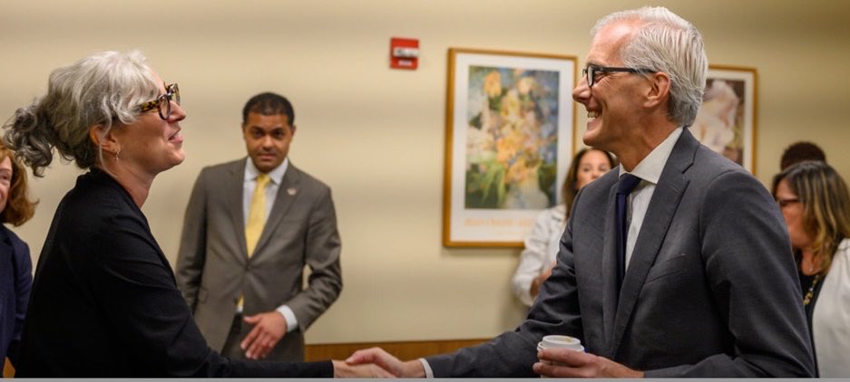 Rachel Yehuda (@rachelyehuda) on Twitter photo What a true privilege to talk w/ @secVetAffairs & @USHVA re psychedelics, PTSD & our MDMA study for veterans @BronxVA.<a href="/DeptVetAffairs/">Veterans Affairs</a> <a href="/MAPS/">MAPS</a> <a href="/VAResearch/">VA Research</a> <a href="/MSPsychedelics/">Parsons Research Center for Psychedelic Healing</a> <a href="/IcahnMountSinai/">Icahn School of Medicine at Mount Sinai</a> <a href="/WeDealinHope/">TheParsonsFoundation</a> <a href="/cohengive/">Steven & Alexandra Cohen Foundation</a> What a true privilege to talk w/ @secVetAffairs & @USHVA re psychedelics, PTSD & our MDMA study for veterans @BronxVA.<a href="/DeptVetAffairs/">Veterans Affairs</a> <a href="/MAPS/">MAPS</a> <a href="/VAResearch/">VA Research</a> <a href="/MSPsychedelics/">Parsons Research Center for Psychedelic Healing</a> <a href="/IcahnMountSinai/">Icahn School of Medicine at Mount Sinai</a> <a href="/WeDealinHope/">TheParsonsFoundation</a> <a href="/cohengive/">Steven & Alexandra Cohen Foundation</a>