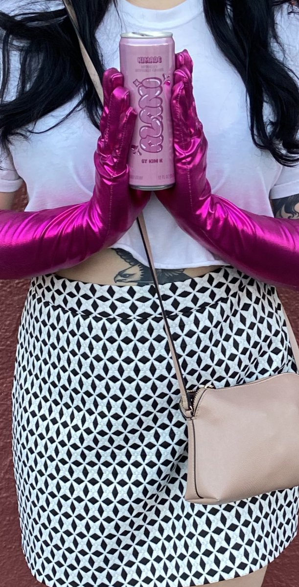 LydiaCooksGood's tweet photo. My Barbie outfit would not be complete without #KIMADE @KimKardashian @AlaniNutrition https://t.co/pvRL4UIoZP