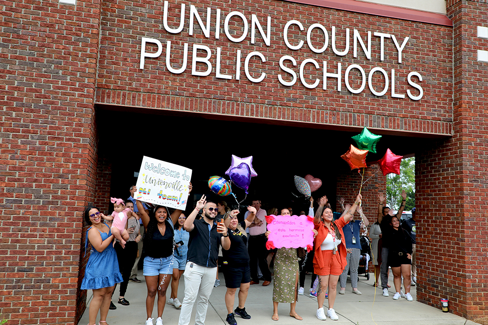 UCPSNC's tweet photo. Bienvenido! Today, #UCPS welcomed 21 teachers from 9️⃣ different countries. Most are Dual Language Immersion Spanish teachers who will work in elementary and middle schools. Once they get settled, they will begin training for the new school year. Welcome to #TeamUCPS! @AGHoulihan https://t.co/VlkAlJnf8f