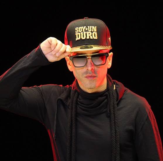 Yandeleros's tweet photo. #DiggyDown #Tbt
@yandeloficial https://t.co/JvYKiWdQqA
