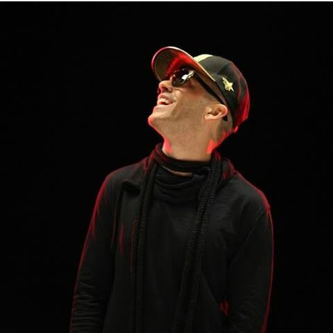 Yandeleros's tweet photo. #DiggyDown #Tbt
@yandeloficial https://t.co/JvYKiWdQqA
