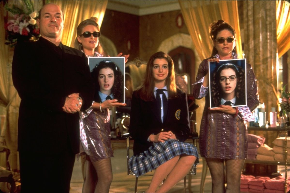 tracklist's tweet photo. Há 22 anos, o filme "O Diário da Princesa", estrelado por Anne Hathaway, era lançado. 👸🏻 https://t.co/UWE9nItdGg