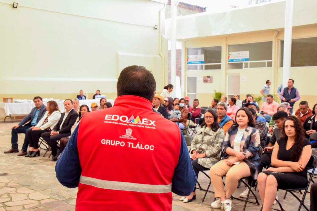 agua_edomex's tweet photo. La #CAEM en coordinación con @NestleMX, entregó 50 filtros de vida al mismo número de familias con el objetivo de mejorar la calidad del agua en los hogares de los mexiquenses de #TenangoDelValle. https://t.co/rozxdx5S1i