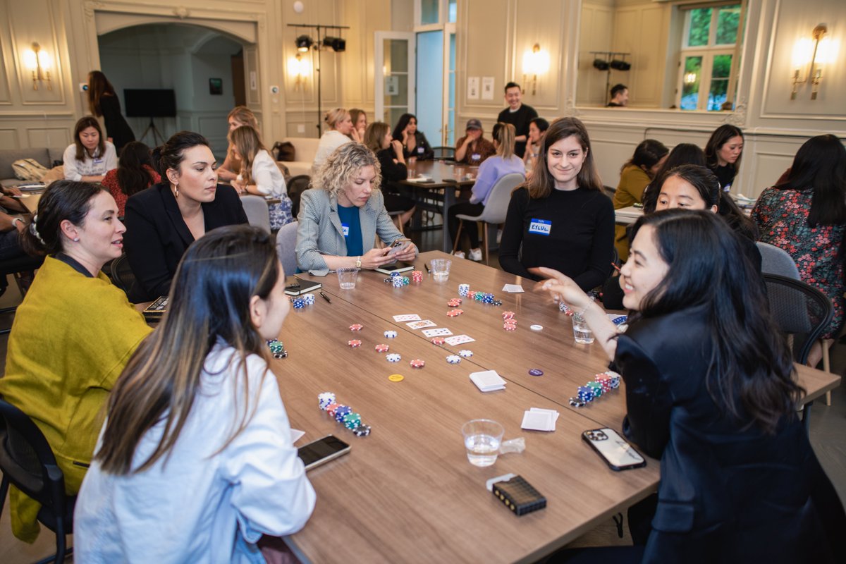 jointhenightcap's tweet photo. Always a fun time ♠️♦️

Stay tuned for details for our next poker night. 

Special shoutout to @CooleyLLP for sponsoring the wonderful evening and to @agihouse_org for hosting us! https://t.co/ekrNrj7iHc