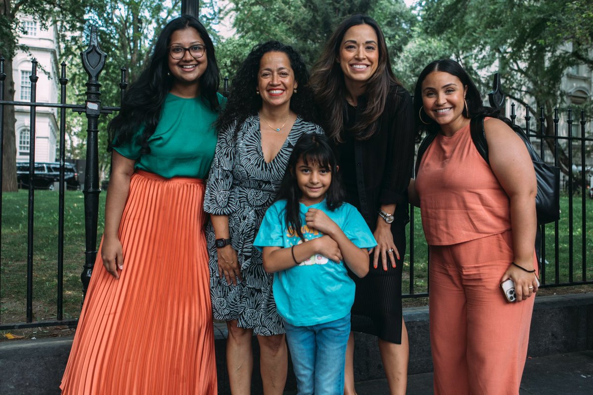 Carlina Rivera tweet media