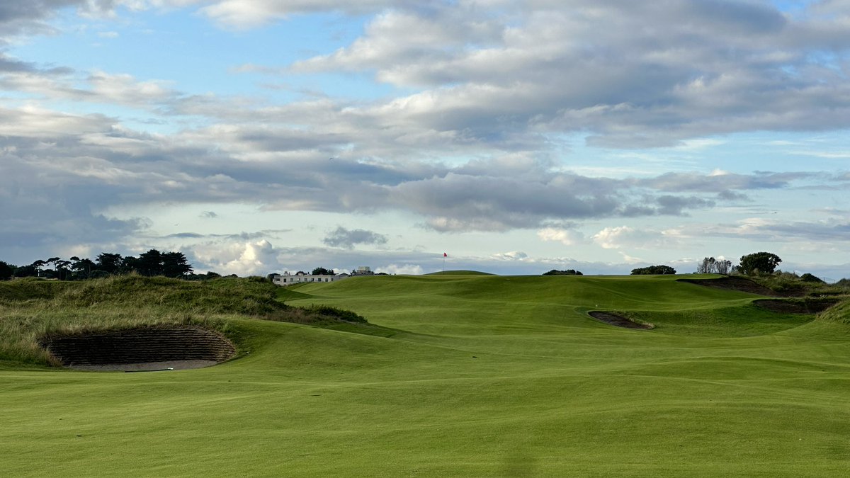 A nice night of golden light at @PortmarnockLink. Under new ownership (2019), lots of changes happening on and off the course.