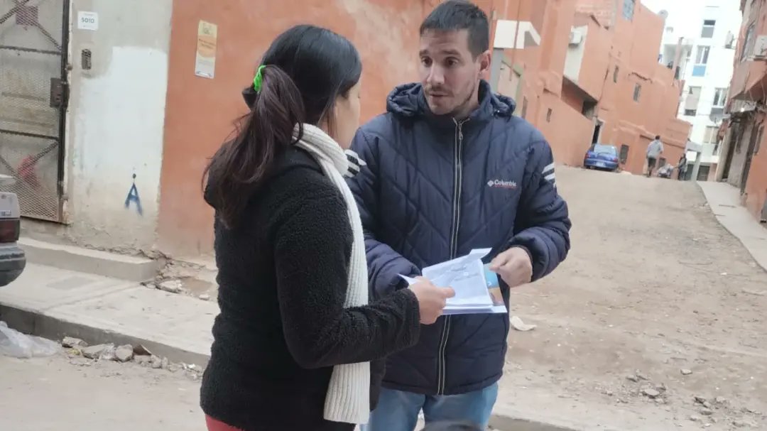 Hoy estuvimos conversando con los vecinos de #Villa20. La victoria de construye militando ✌️
#Comuna8  #UnionxLaPatria #DefenderALaPatria #LeandroSantoro #SomosLaAlternativa