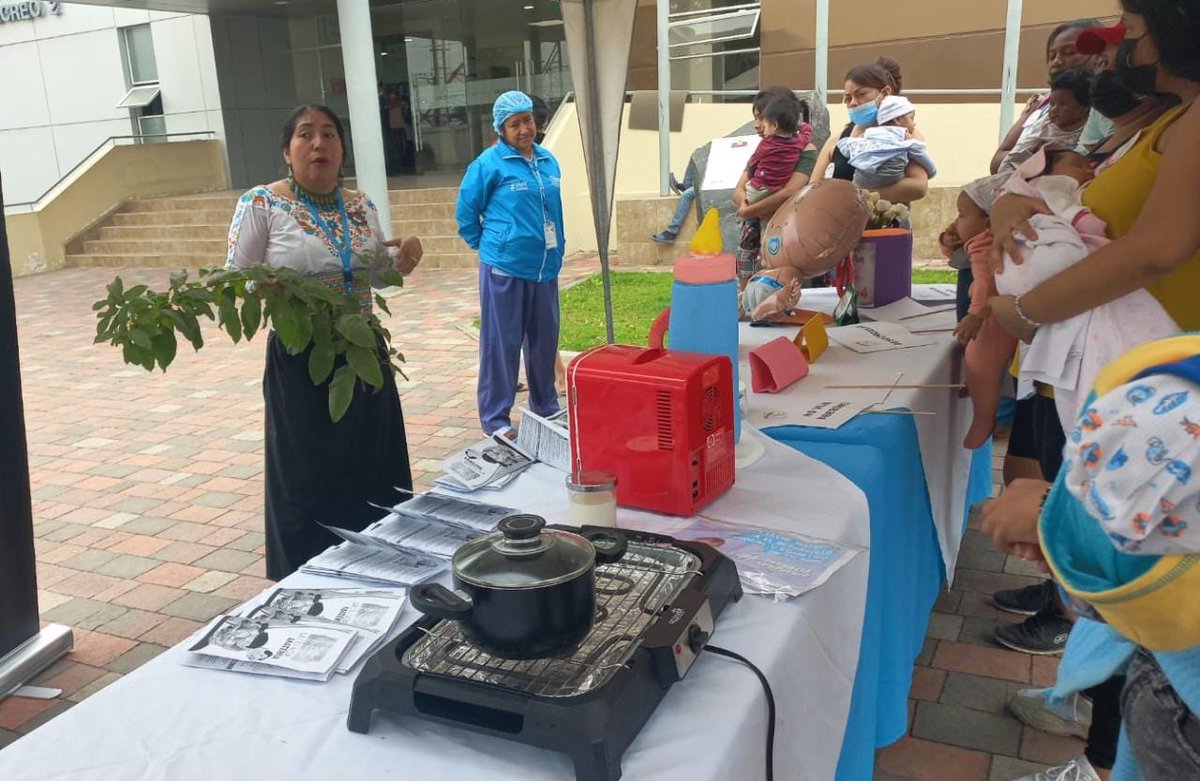 #Durán | Usuarios del Centro de <a href="/Salud_Ec/">Ministerio de Salud Pública 🇪🇨</a> #ElRecreo2 participaron de una casa abierta sobre #LactanciaMaterna. Se expuso sobre la importancia de la leche materna, mitos, verdades y las posiciones correctas para dar de lactar.