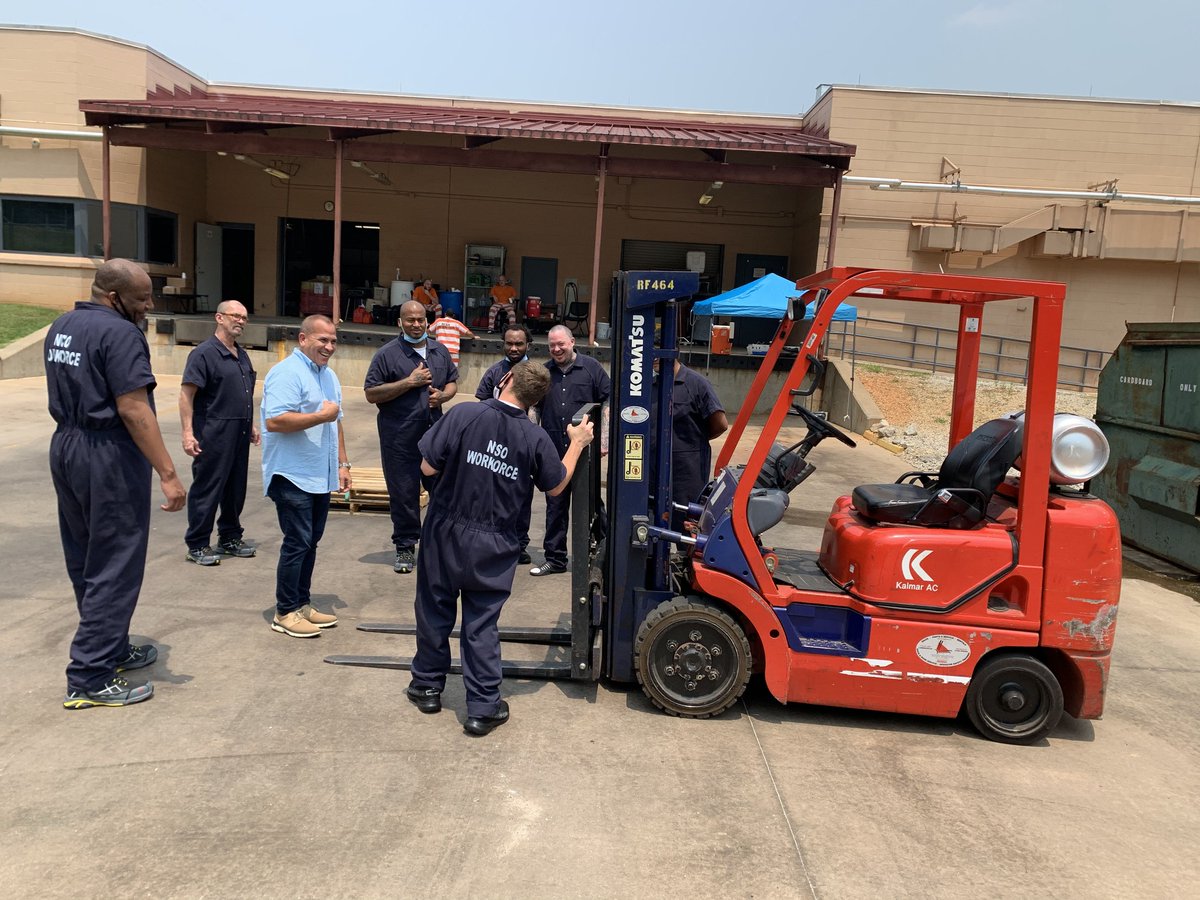 newtonsheriffga's tweet image. The Newton County Sheriff's Office is changing lives by providing more than 20 reentry programs for inmate residents. 🤯 Here's a few pictures from the #WorkforceDevelopmentProgram! #ChangingLives #ReentryProgram