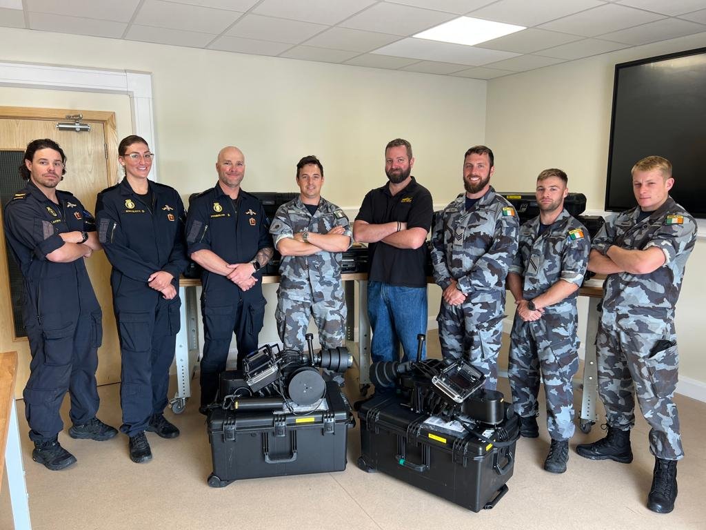 Mupper41's tweet photo. @naval_service  part of the ongoing exchange programme (OP REGULUS) with the Royal Canadian Navy, three Clearance Divers from Fleet Diving Unit - Pacific (FDU-P) recently joined colleagues from the Naval Service Diving Section (NSDS) on a Shark Marine - Navigator course. https://t.co/7uDcLGV9h9