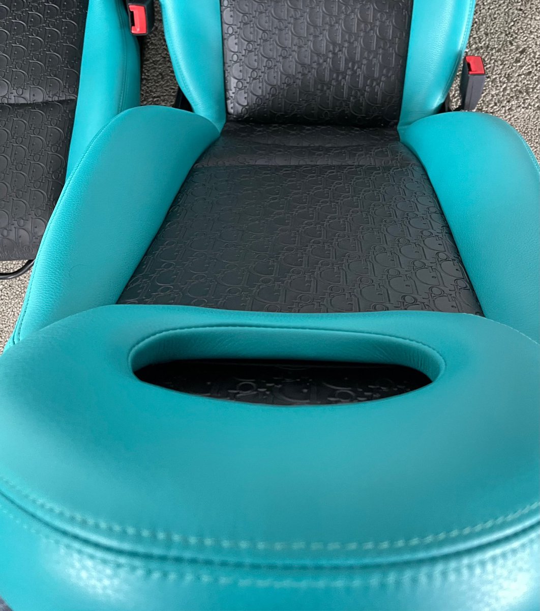 Autosattlereipk's tweet photo. autosattlereiphilipklaus smart Ledersitze Lederausstattung Echtleder #smart #fortwo #smartfortwo #smartcar #brabus #car #carsofinstagram #smartclub #smartmafia #smartbrabus #smartcabrio #smartmadness #smartclubodessa #smartusa #cars #smartcity #smartcanada #smartcrossblade https://t.co/O0vawnrBoF