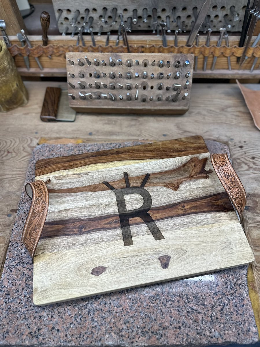 3cChapman's tweet photo. Did y’all know we were doing leather work too? Now you do. 🤠 https://t.co/21U3xJG2qH