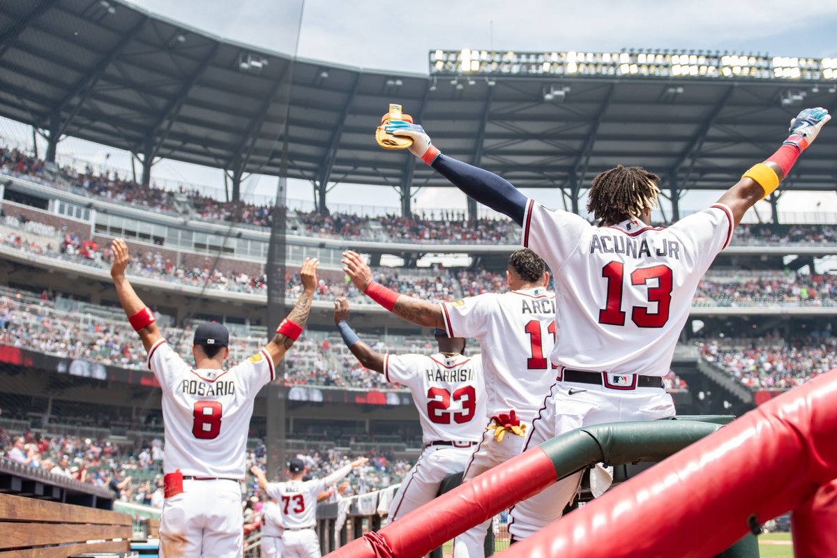 KathrynMayPhoto's tweet photo. My favorite from yesterday. This home run cele is a new fav of mine! ✈️⚾️
-
Shot for @MLB https://t.co/dw6cwXiahT