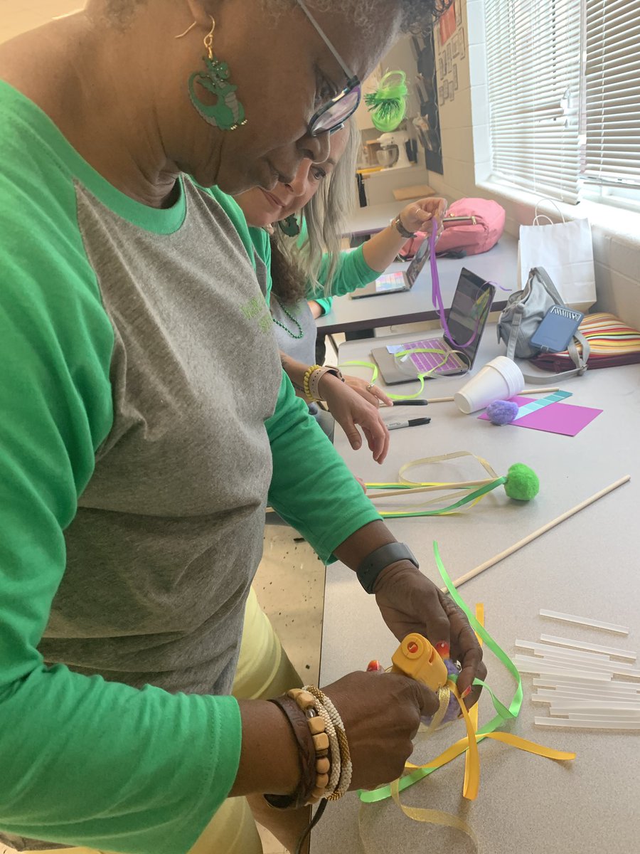 cacrowell85's tweet photo. Unlocking the magic with First Grade Make and Take Projects. #ccsrise2023 @CabCoSchools @WROdellPrimary https://t.co/GwrImsGJK3