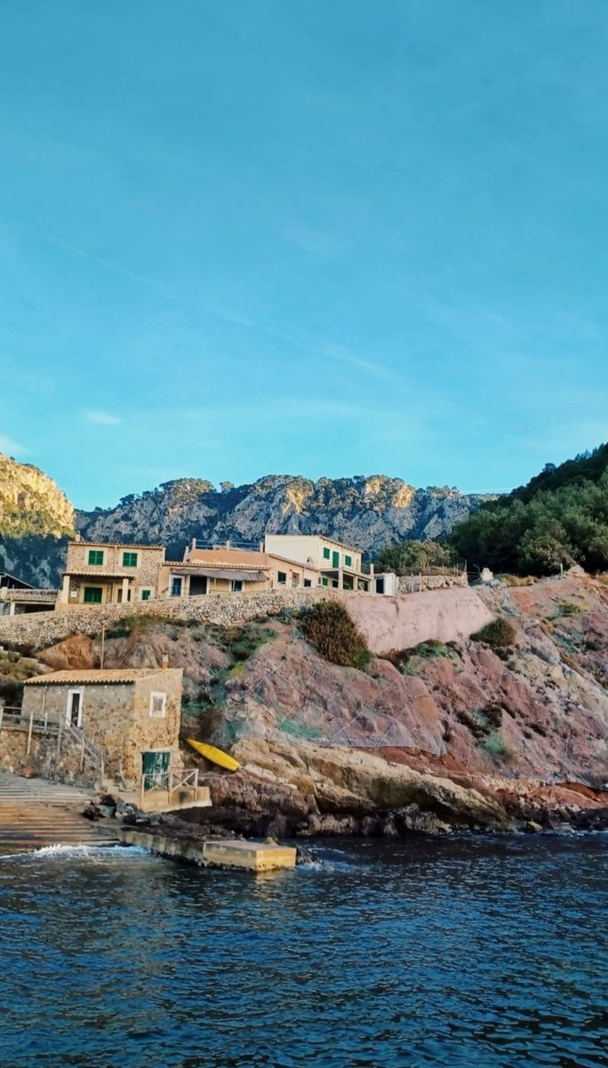 Manto172's tweet photo. Que especial es sa Serra de Tramuntana🤎 https://t.co/H6FsyHsw0G