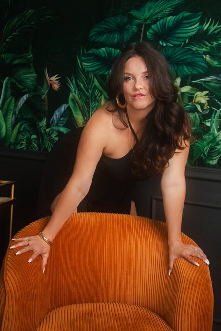 You can sit with me. https://t.co/vhvxTteGu2