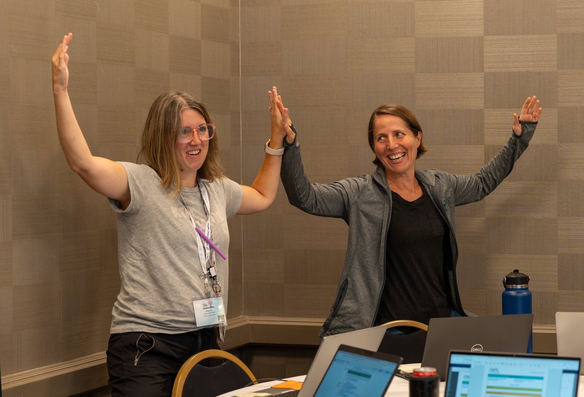 JCPSKY's tweet photo. 🧠 DEEPER LEARNING | Hundreds of educators gathered this week for the JCPS Deeper Learning Symposium! Attendees dug into exciting ways to engage with students and move toward learner-centered classrooms. #WeAreJCPS #JCPSDL https://t.co/WMO9xiM63j