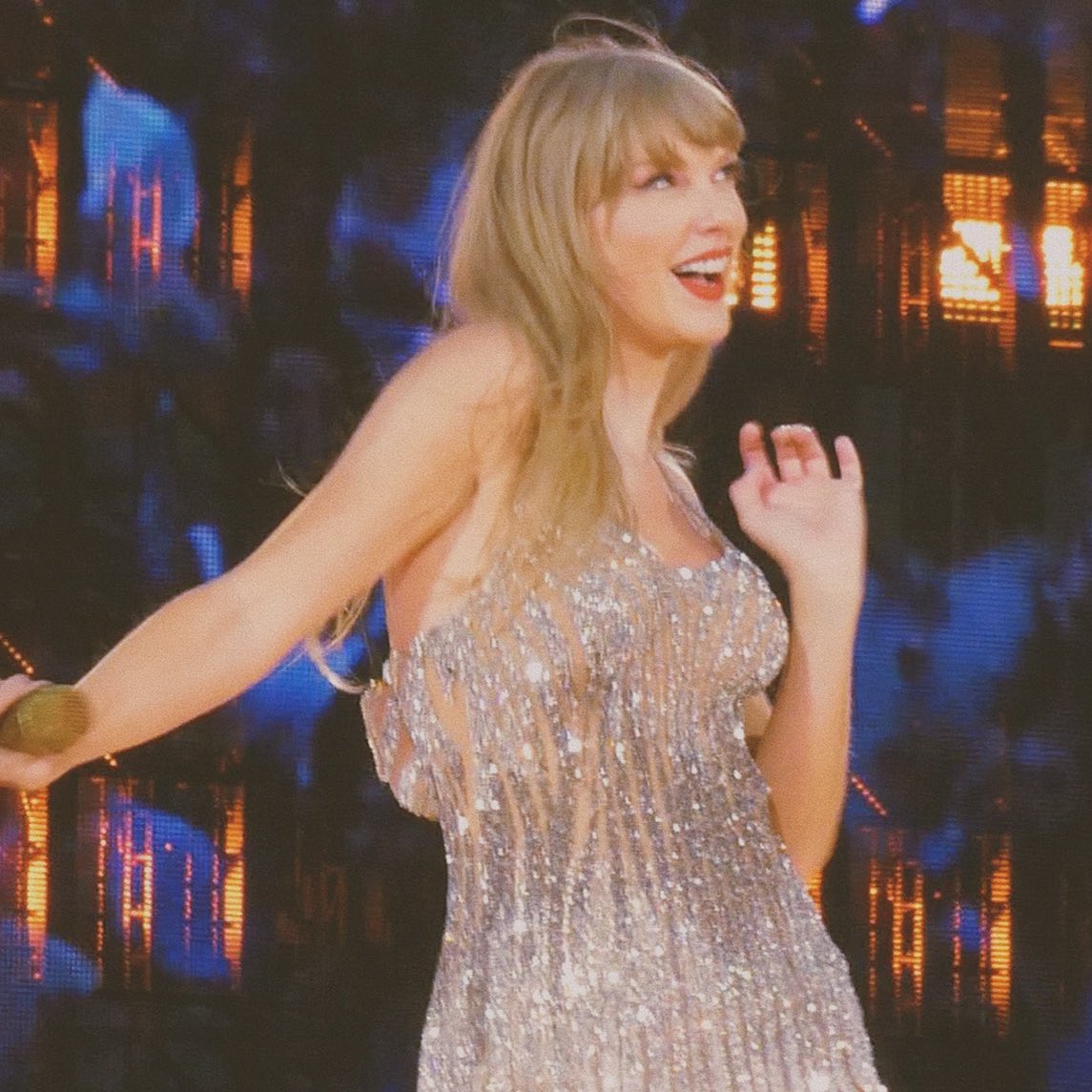 besttofswift's tweet photo. she is so precious.🤍 https://t.co/AKRzmwagYS