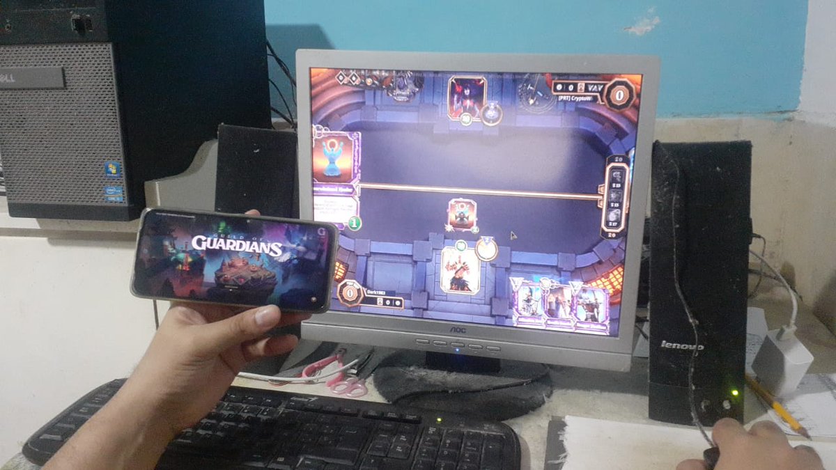 CarlosGamer1983's tweet photo. Playing @GuildOfGuardian while playing  @GodsUnchained 
LFGOG, fam!!🔥🔥 #GOGBC https://t.co/YpBk2Fc5PP