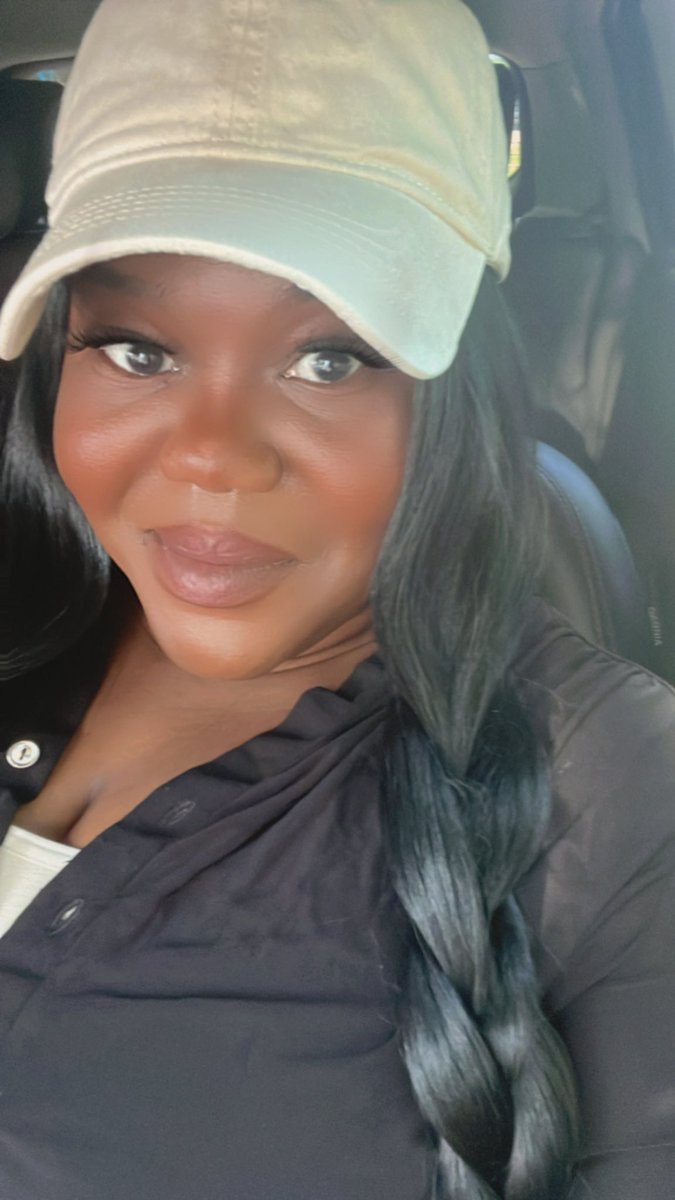 GoddessAriellah's tweet photo. You dose of chocolate 🍫 for the day

 🛍️🫦💸💕🤎 https://t.co/7ibp161ZCn