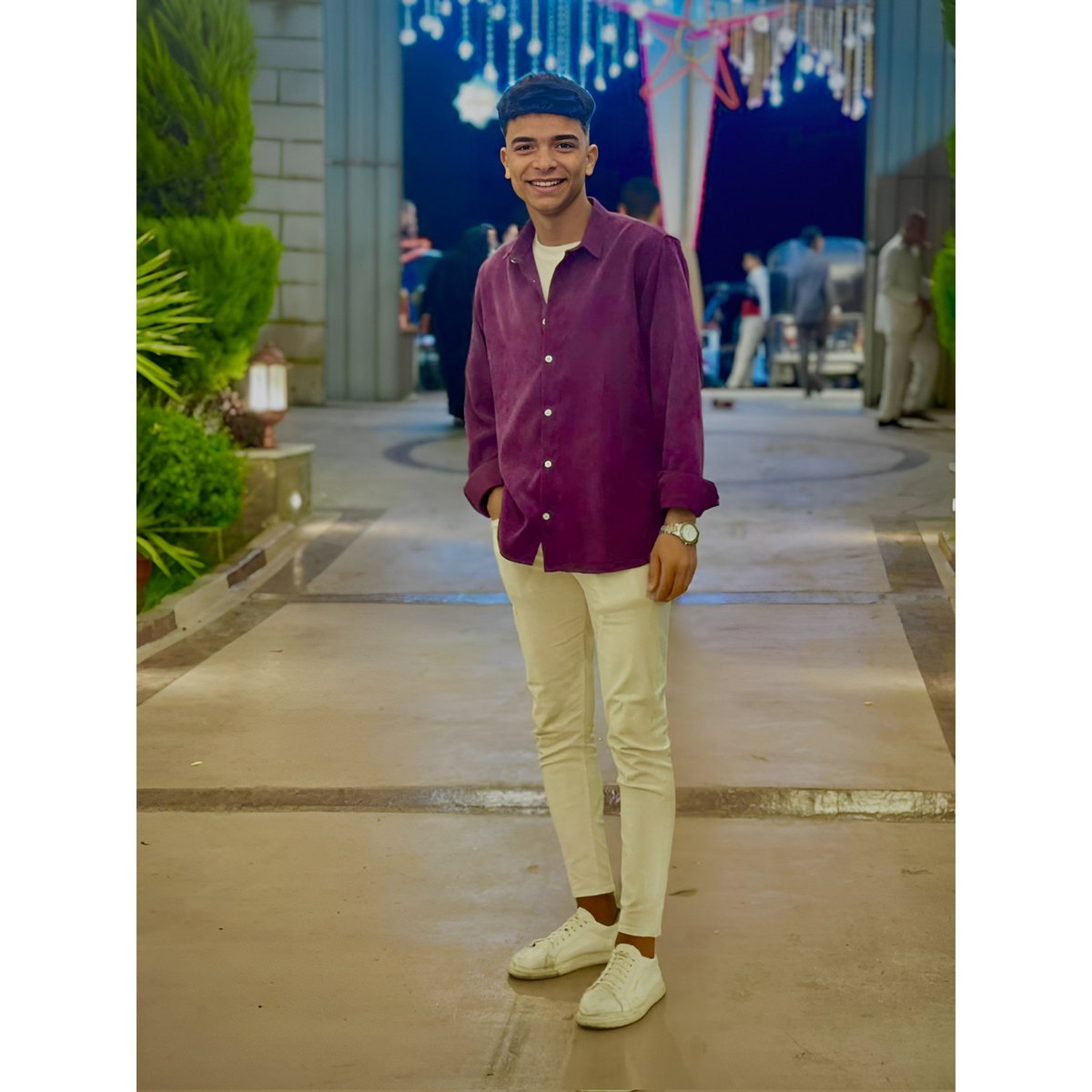 faresehap10's tweet photo. my birthday🎉 https://t.co/CizwCMfsi8