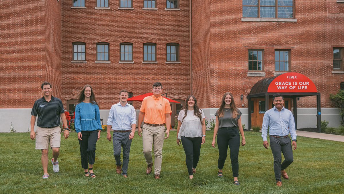 gracecollege's tweet photo. Admissions team photoshoot! 📸 Give your admissions counselor a shoutout in the comments! 👇
Learn more about admissions at Grace here: https://t.co/vHOJg3izS5
#AdmissionsCounselor #GraceCollege #JoinTheG https://t.co/3mVfih4Ty9