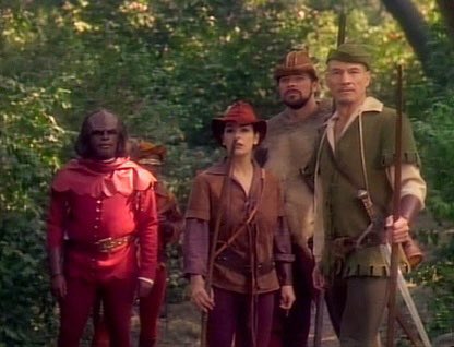 Luke Evans 🖖 tweet media