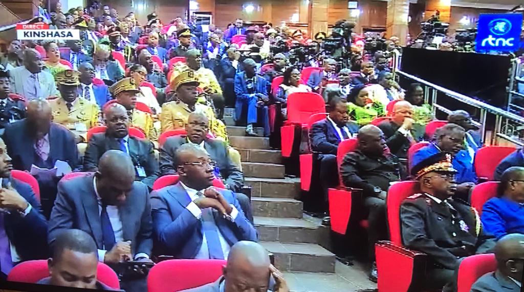 mamy_tshibangu's tweet photo. Ce jeudi, O3 août 2023 à Kinshasa, le CN du P-DDRCS Tommy TAMBWE USHINDI a été collé au collège des hautes études de stratégie et de défense, Chesd. C'était en présence des chefs d'État centrafricain et de la RDC,  le professeur Ange Tuadera et Félix Antoine TSHISEKEDI TSHILOMBO https://t.co/OrNlJu00Z2