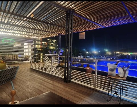 DNiyoncungu's tweet photo. #VanBeachResort: Van-Beach ibandanya kwakira ingenzi zigendera icokibanza ciratiro, ingenzi zaje muma vacances i #Bujumbura Ziragendera cane icokibanza. #BancobuEnoti #Ndekatubane_Abraham #VanTransport #VanAppartment #Finno #MediaBox https://t.co/2htnL0CeXA