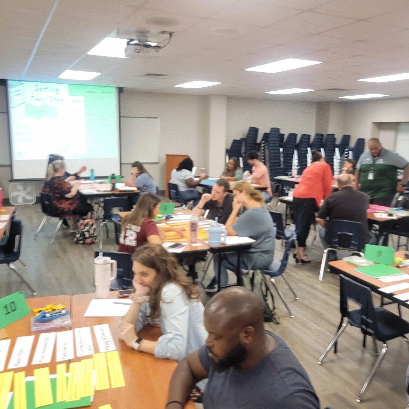 JoleneCasteel19's tweet photo. This group of JH Math Intervention Ts gives me so much energy, positivity, and encouragement! When asked to NOT use an expression or equation to prove thinking, look at the creativity used to solve a problem! #KTintervent @KISDOOI @katyisd https://t.co/ES9TOD0R4L