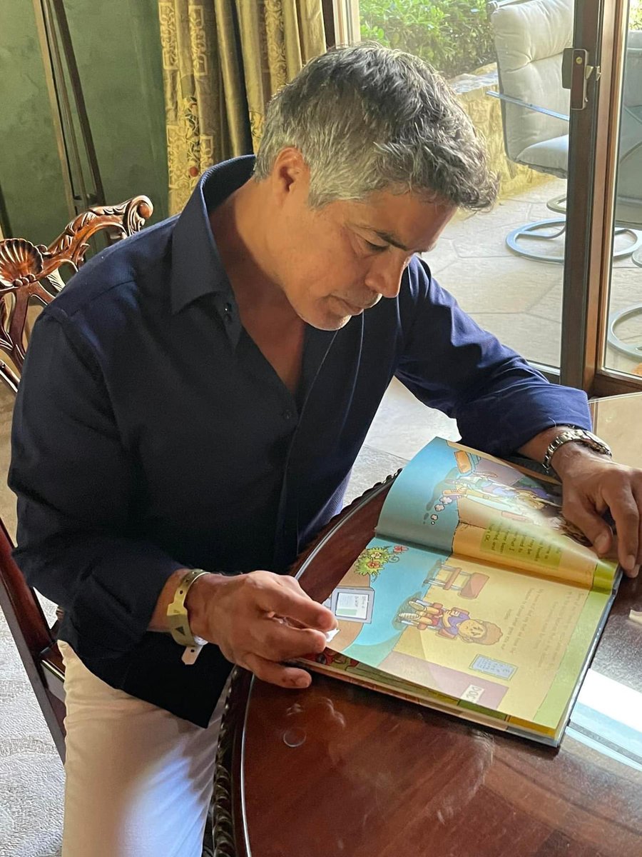 drshannonkroner's tweet photo. Thank you @Esai_Morales for taking the time to read my new children’s book. I’ve given the book to many, but I’ve never seen anyone stop what they’re doing (and on such an important night at a @RobertKennedyJr event) and sit and read it, taking it all in in the moment. And then introducing me to others last night as a new children’s book author for this great book. I truly appreciate that you did that and am glad to know you. Thank you for being such an amazing guy, wonderful friend, and incredible voice for truth! You are so loved! ♥️🙏🏻🇺🇸✨

Link to buy: I'm Unvaccinated and That's OK! https://t.co/MWCoccayG5