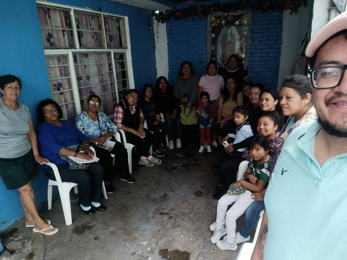 En #Tultitlan #Distrito11 seguimos reconociendo la labor de las amas de casa, tal como lo instruye el Gobernador ADM.
#PuroADM