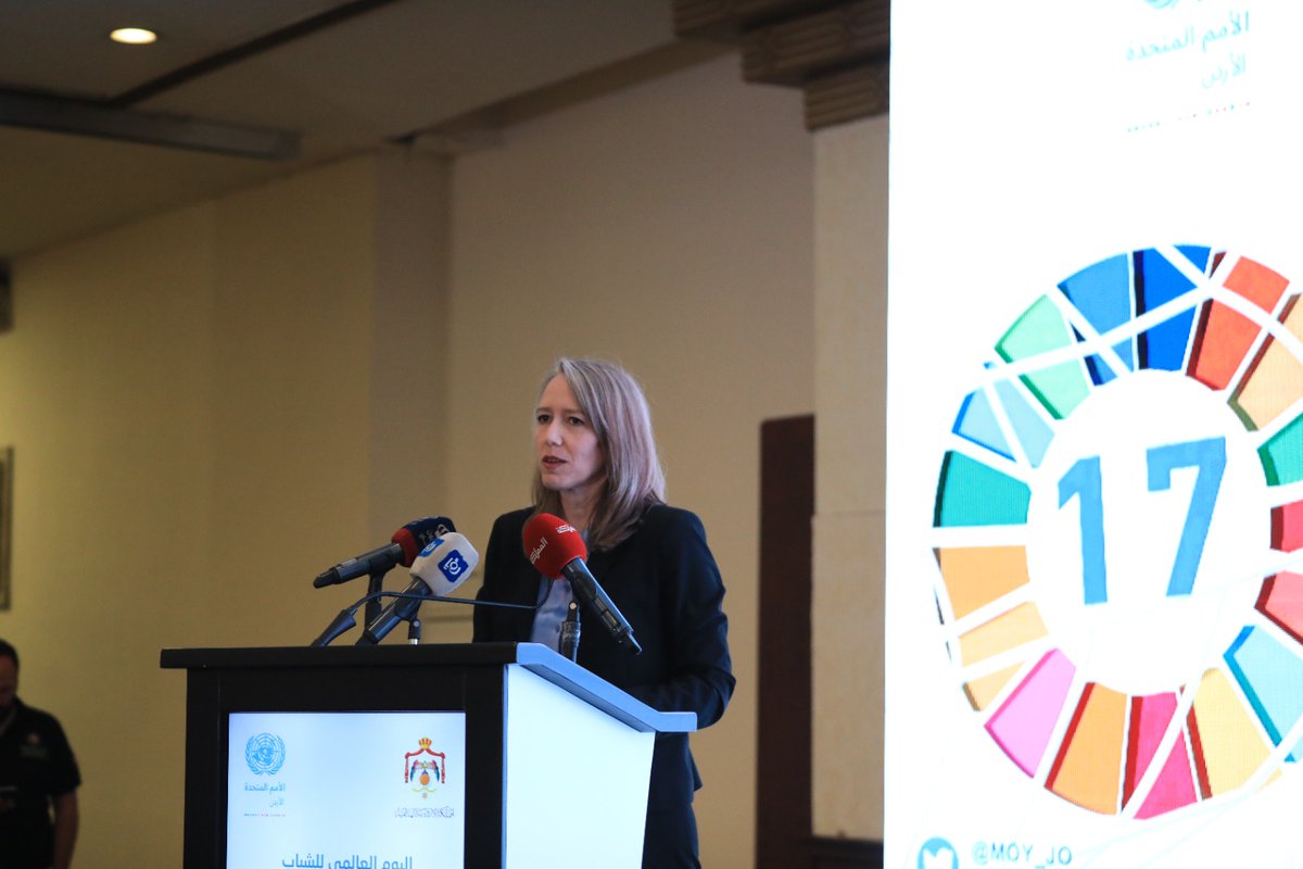 MoY_JO's tweet photo. أقامت وزارة الشباب والأمم المتحدة في الأردن اليوم حوارات الطاولة المستديرة بعنوان "الشباب في الأردن: منتصف الطريق نحو تحقيق أهداف التنمية المستدامة"، احتفالاً باليوم العالمي للشباب.
https://t.co/lPsZ3gs0Cd
 #اليوم_العالمي_للشباب 
 #الشباب_قادة #أهداف_التنمية_المستدامة https://t.co/uEHSabrkCq