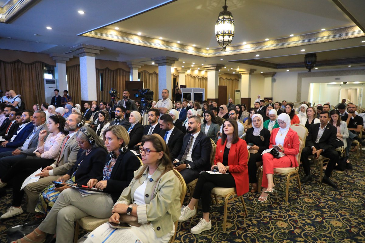 MoY_JO's tweet photo. أقامت وزارة الشباب والأمم المتحدة في الأردن اليوم حوارات الطاولة المستديرة بعنوان "الشباب في الأردن: منتصف الطريق نحو تحقيق أهداف التنمية المستدامة"، احتفالاً باليوم العالمي للشباب.
https://t.co/lPsZ3gs0Cd
 #اليوم_العالمي_للشباب 
 #الشباب_قادة #أهداف_التنمية_المستدامة https://t.co/uEHSabrkCq