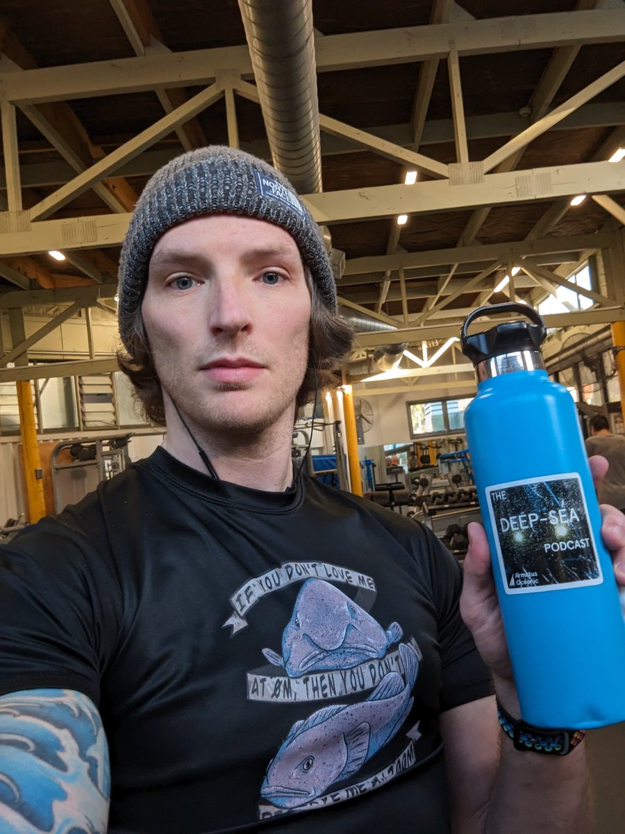 ThomLinley's tweet photo. Repping the #deepsea even in the gym. Positive #blobfish body image. https://t.co/BfLFV3beeB