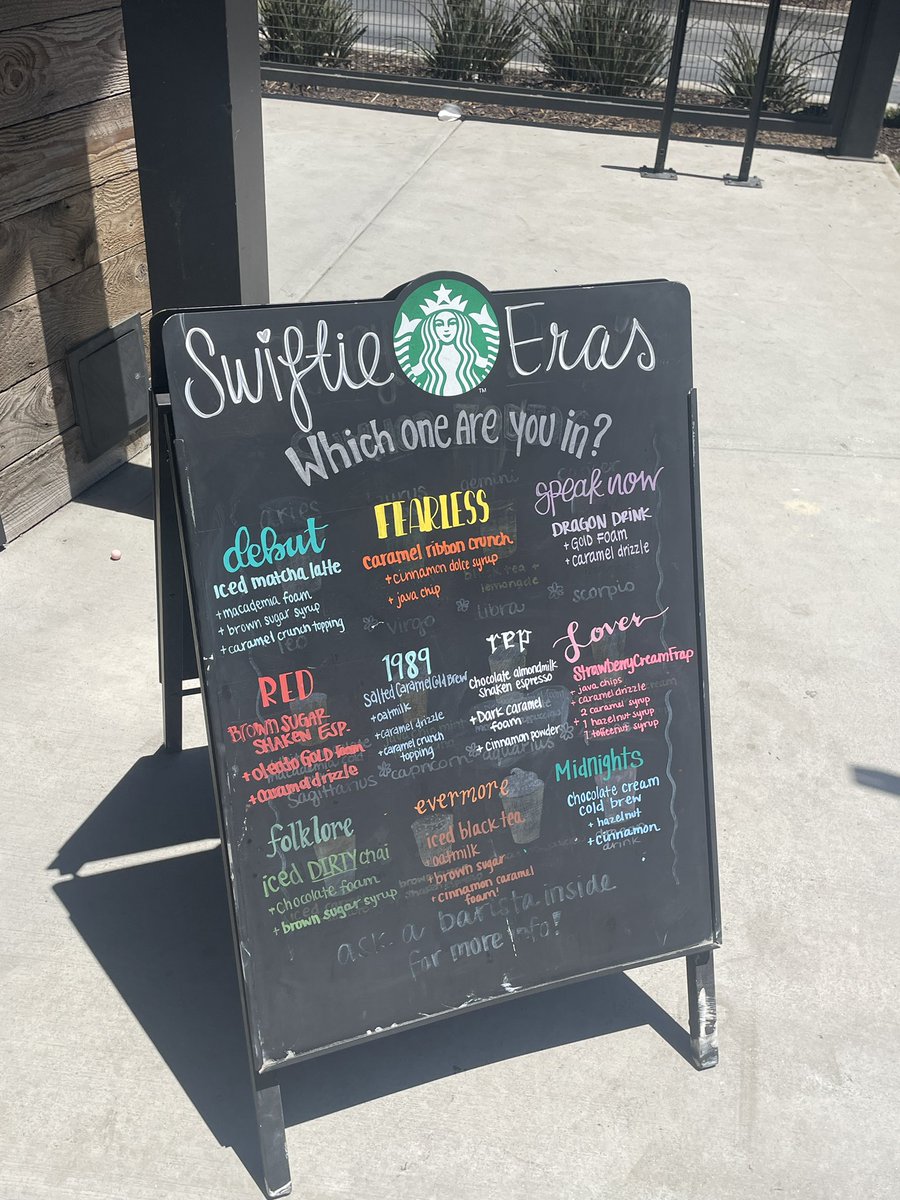 contrarianshit's tweet photo. starbucks near sofi has these omg https://t.co/Wr5j2e7nxQ