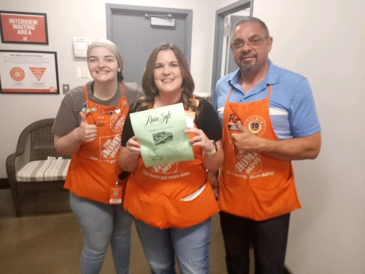 Laura Skinner tweet media