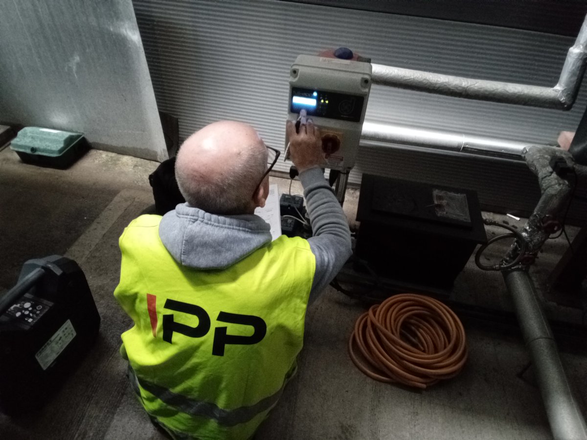 IPPIreland's tweet photo. Today's IPP Insight is on our service and commissioning capabilities. Sean &amp; John from our team recently serviced this @Reflex_Winkelm Reflexomat. 

Contact us on 01 298 9560 or info@ipp.ie to discuss your servicing, maintenance or commissioning needs &amp; our #ProgressiveSolutions! https://t.co/XaGuSXzRZ9