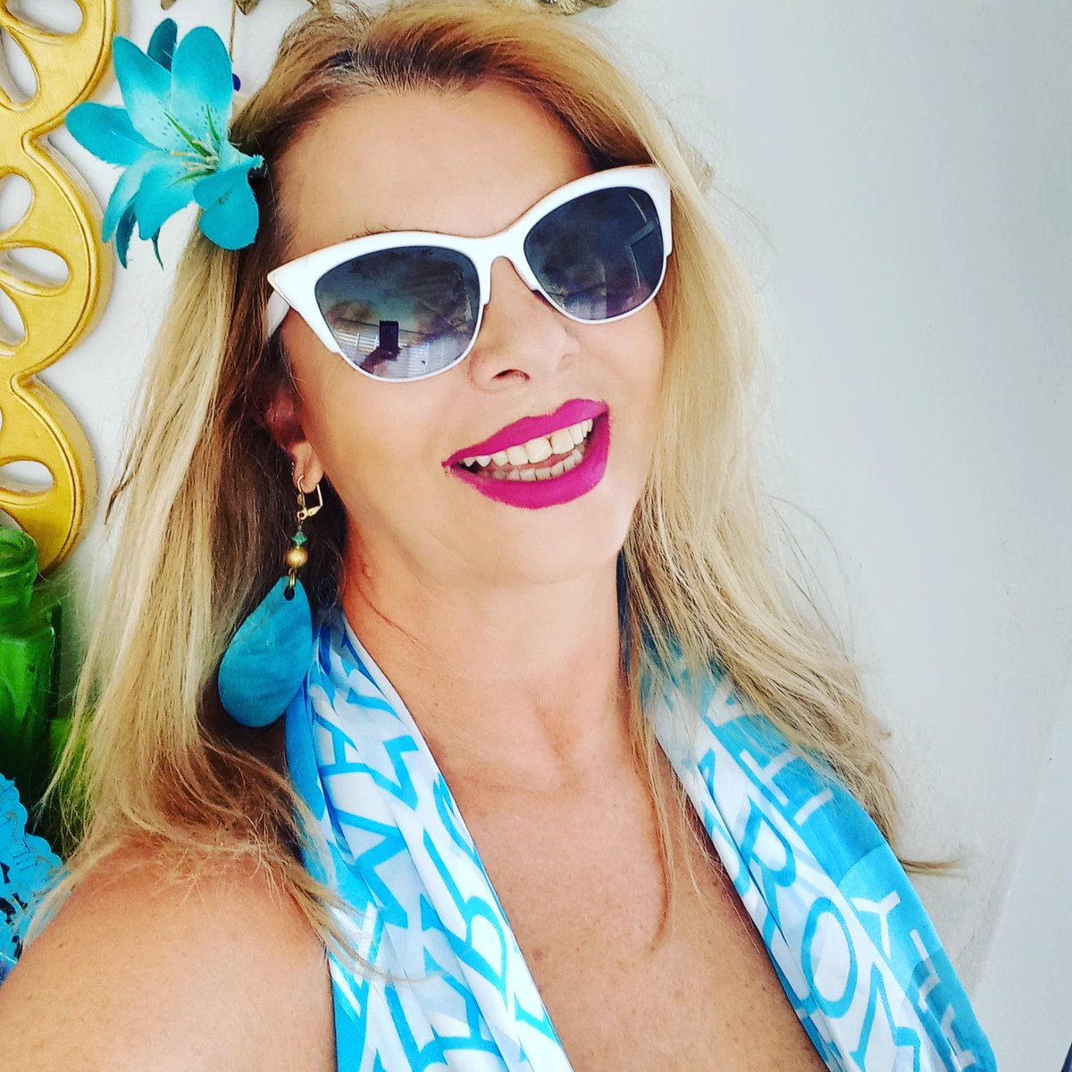 Mavi günlerimiz olsun huzur dolu