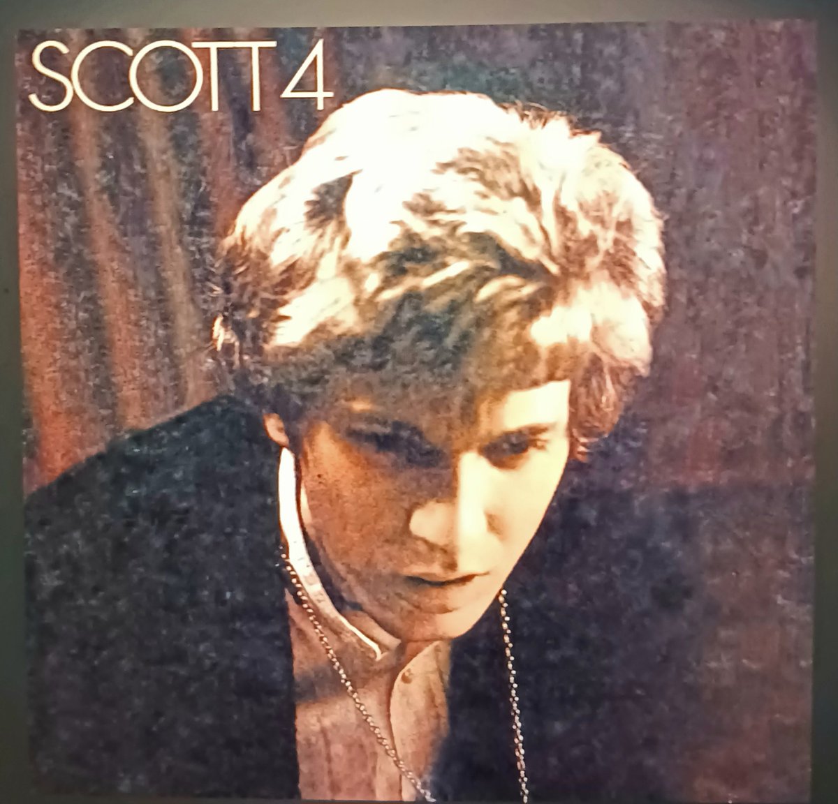 DavewLxiii's tweet photo. #ScottWalker #Scott4 superb album ,now listening https://t.co/eZQ1wZjo49