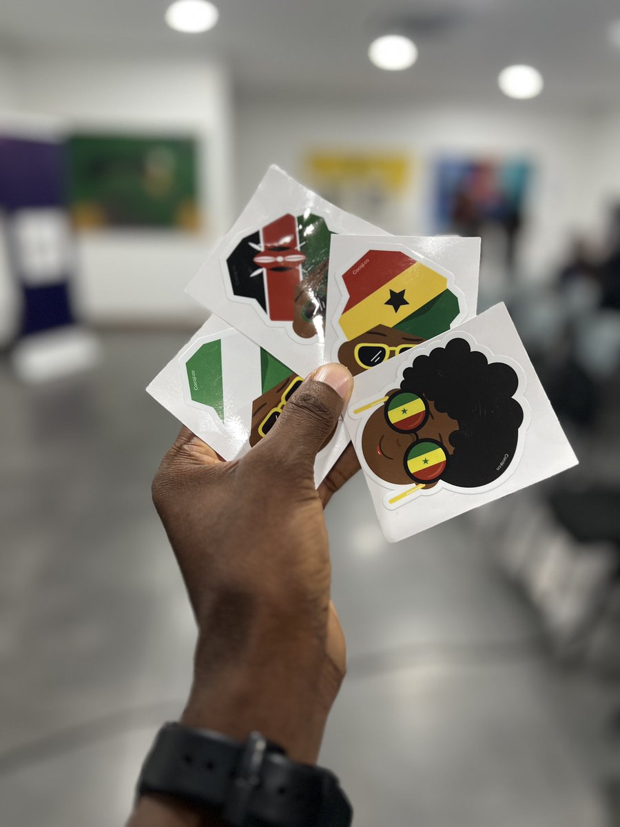 Designing African Digital Experiences together 🇳🇬🇰🇪🇬🇭🇸🇳 .  Tonight at <a href="/helloyux/">YUX Design</a>  <a href="/uxghana/">UXGH</a> meetup.

#UX #Product #Tech
