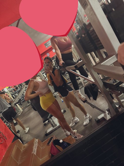 Soy la &uacute;nica friki que va al gym en sus vacaciones en canarias? Si? Confirmamos? https://t.co/rb2wrz