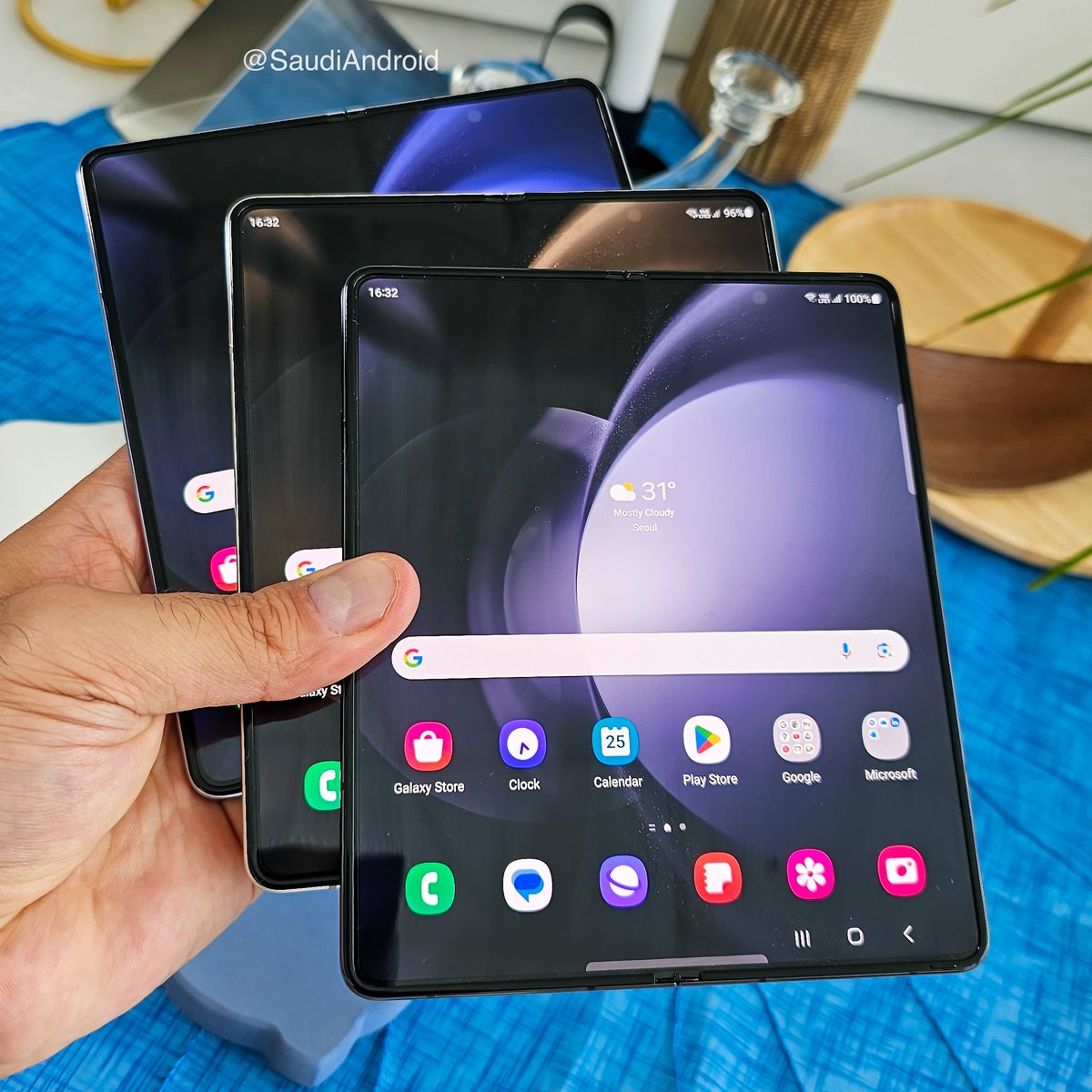 SaudiAndroid's tweet image. 🚨🚨🚨

خاص لمتابعين حسابنا .. فرصة لربح هاتف جالكسي فولد 5 من سامسونج.🤩📱

للمشاركة في السحب:
🔹رتويت للتغريدة 
🔹 شارك في هاشتاق #SamsungUnpacked   

بالتوفيق للجميع 🤍