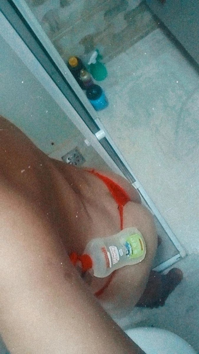 AlvesNicolla's tweet photo. Cucetinha cheirosinho de nemnem 😋😋😋😋 https://t.co/hTLcGNlhUW