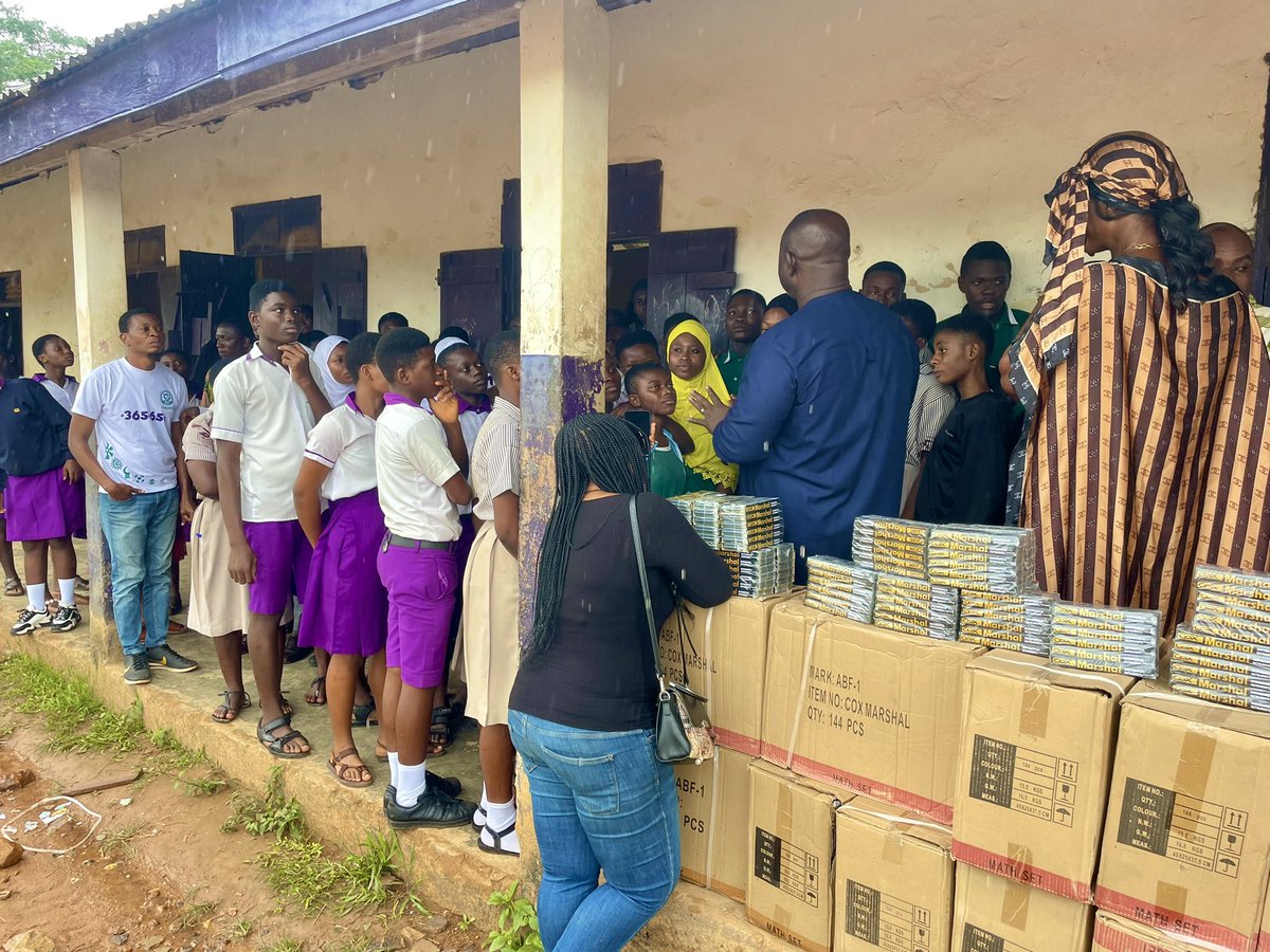 JohnOFrimpong's tweet photo. On 1st August, 2023, I, together with some of the Constituency Executives presented  Mathematical Sets  to the Education Directorate of the Birim North District (Abirem Constituency) for distribution to all 1,700 BECE Candidates in both Private and Public Schools https://t.co/Cri6uXKlS8