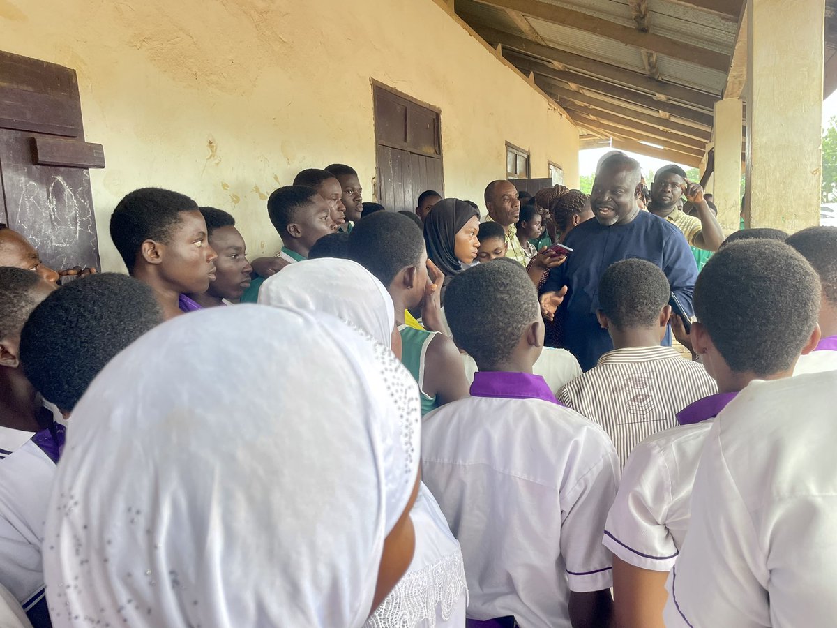 JohnOFrimpong's tweet photo. On 1st August, 2023, I, together with some of the Constituency Executives presented  Mathematical Sets  to the Education Directorate of the Birim North District (Abirem Constituency) for distribution to all 1,700 BECE Candidates in both Private and Public Schools https://t.co/Cri6uXKlS8